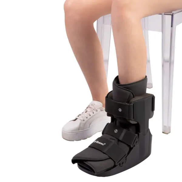 Bota Ortopédica Corta Premium Blunding en uso.webp